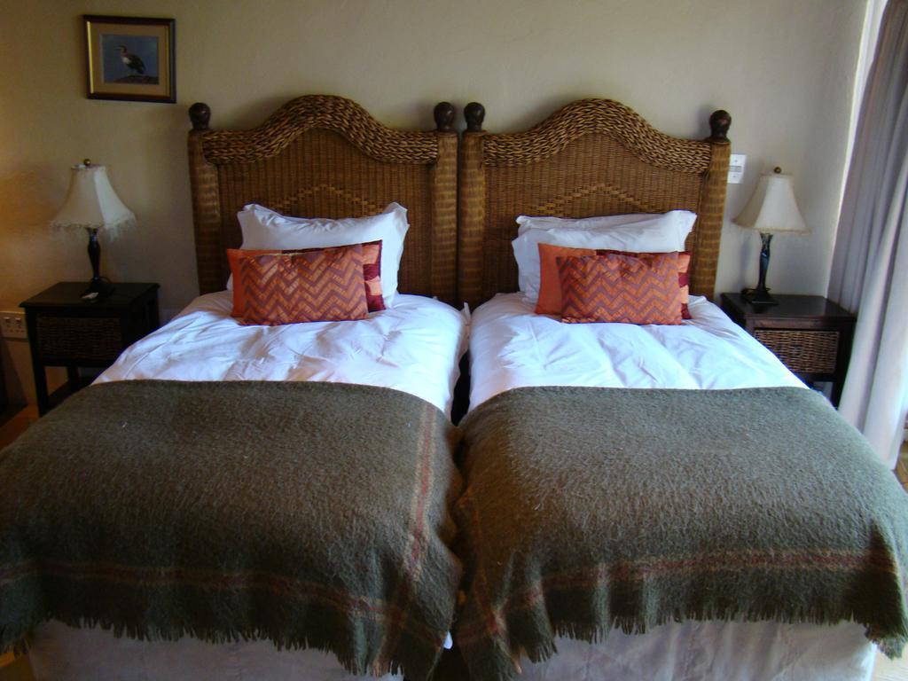 Wetlands Country House & Sheds Wakkerstroom Esterno foto